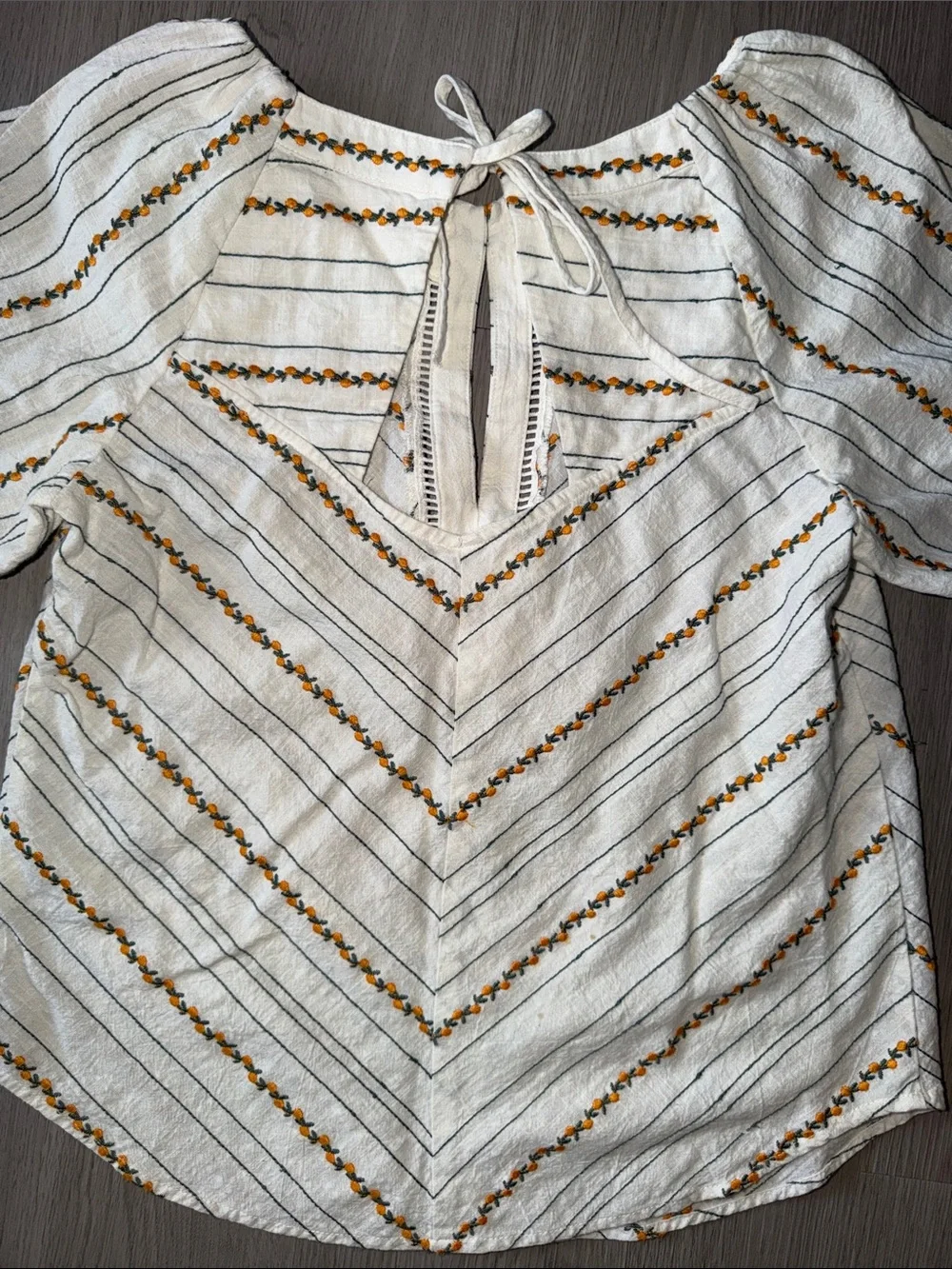 Maeve Anthropologis fruit puff sleeve top 4